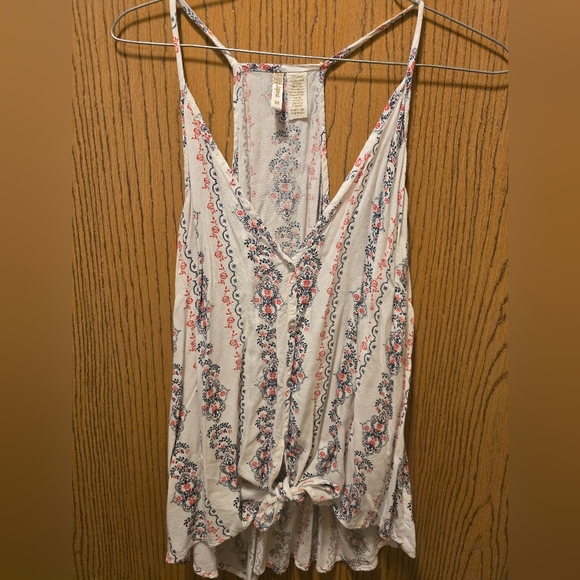 Japna Tops - Two Camisoles Blouses Women Size M + L Bundle EUC